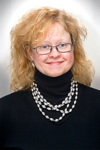 Claire Crockett Holderness, MD Profile Headshot